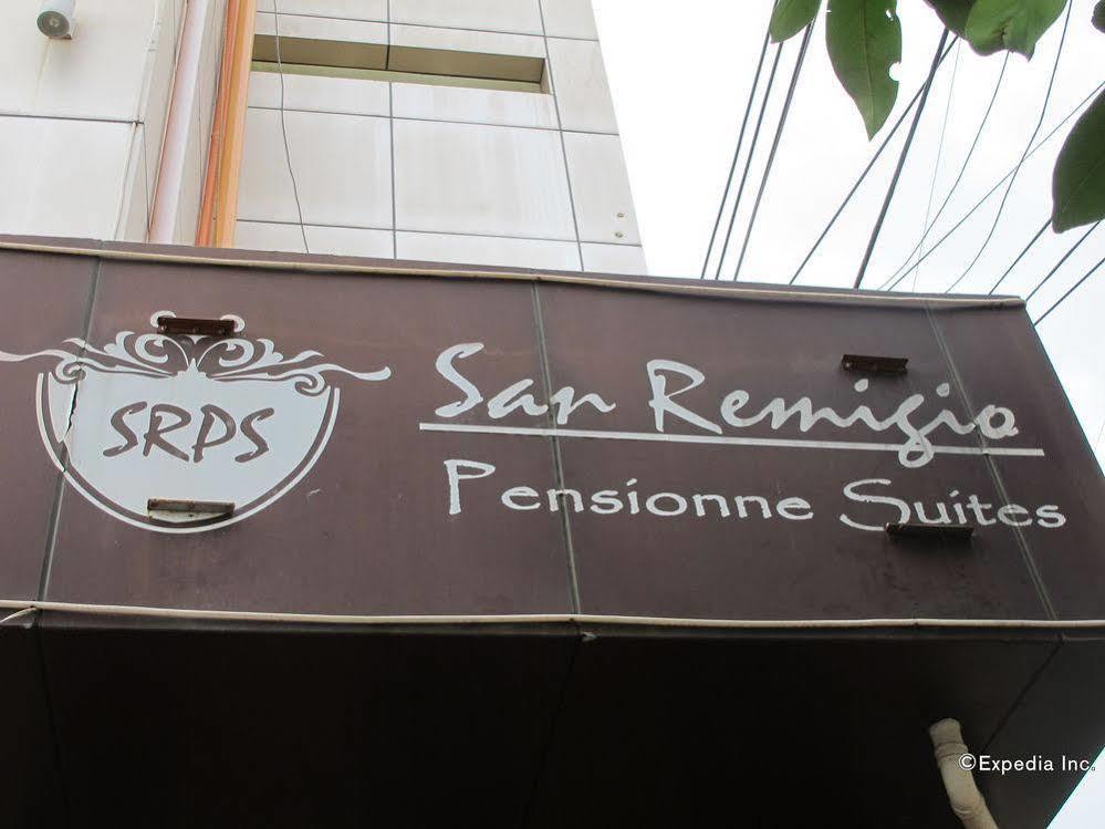 Oyo 159 San Remigio Pensionne Suites Cebu Exterior foto